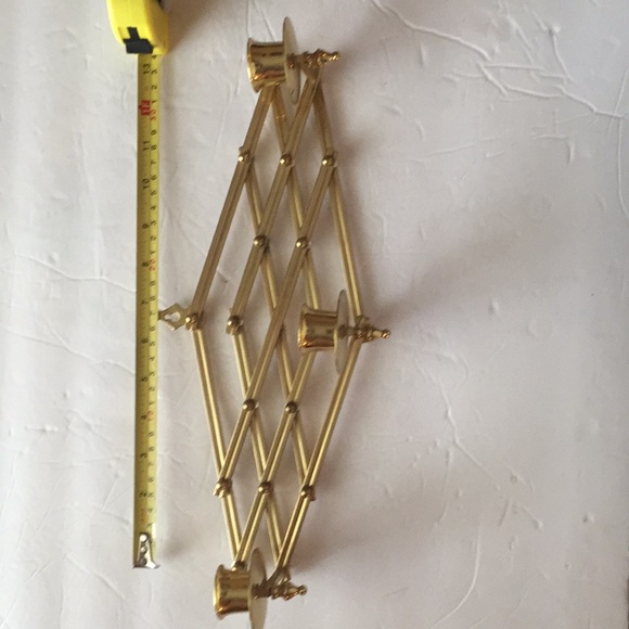 RETRACTABLE WALL CANDLEHOLDER - Picture 2 of 2